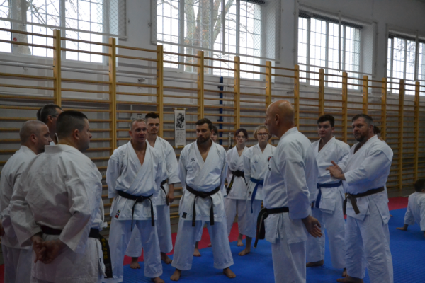 karate-szkolenie003CA4D15A5-1529-AFF2-BBA4-19FDDA5283AF.png